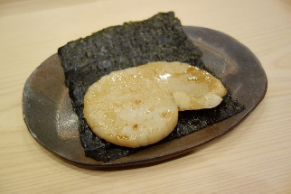 Nori-wrapped Pen shell (Tairagi Isobemaki)